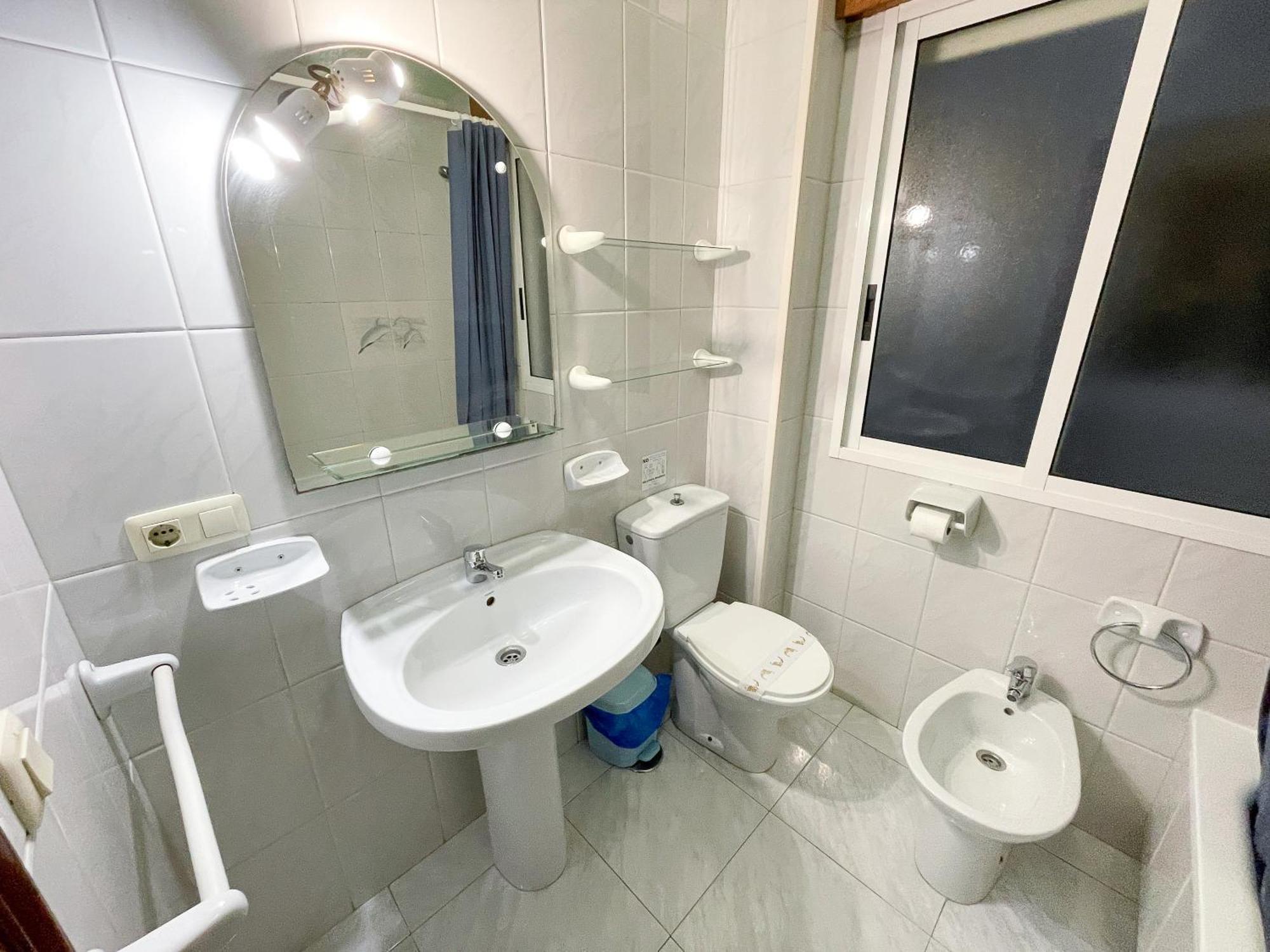 Apartamentos Revo Salinas 3000 A Revolta Buitenkant foto